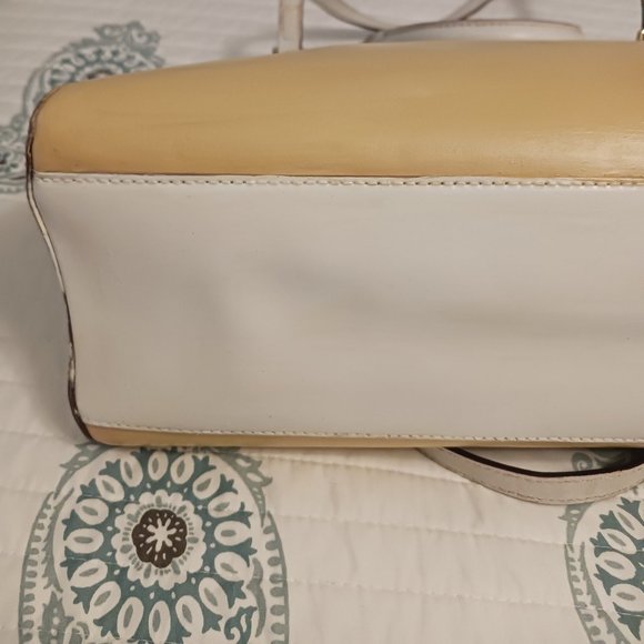 Antonio Melani two tone leather shoulder bag - Picture 15 of 16